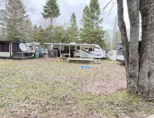 2012 – 29′ Keystone Laredo with Hardtop Awning. Asking: $29,900