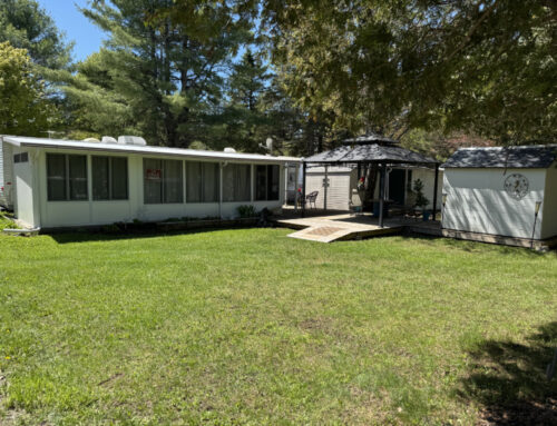 2009 – 36’ Jayco with 3 Season Room & Hardtop Overhang. Asking $39,500