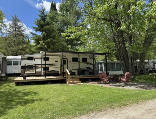 2013 – 30’ Crossroads Cruiser with Hard Top Awning. NEW PRICE: $29,000